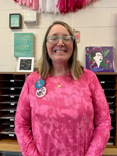 photo of a woman in pink shirt